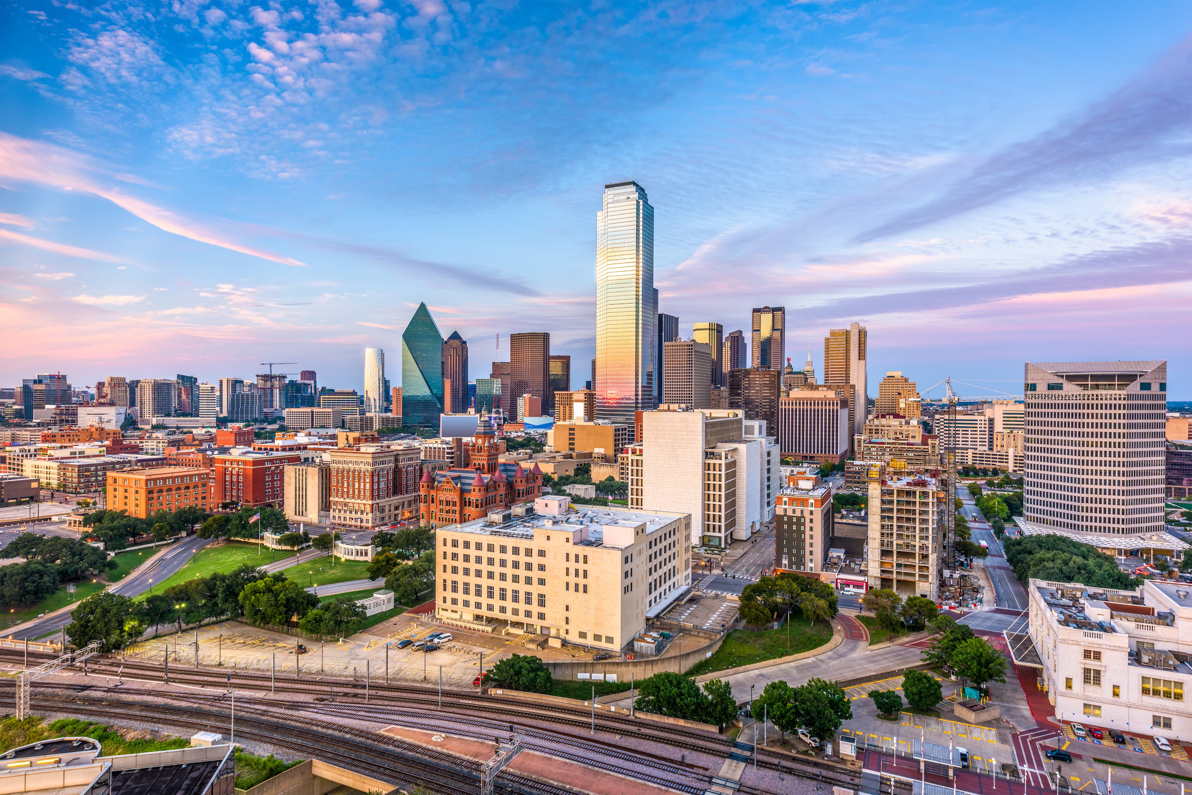 Office Dallas Hero